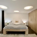 Standard Apartment By Hi5- Kazinczy 2 Bedroom